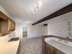 Kitchen diner- click for photo gallery